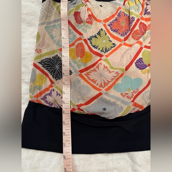 Trina Turk Los Angeles Silk Japanese print tube top strapless blouse - Picture 6 of 7